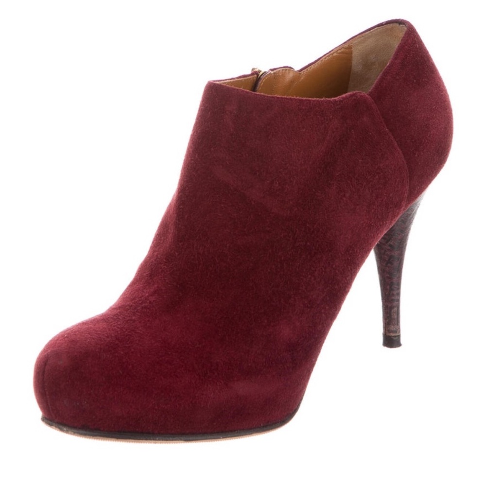 Fendi Burgundy Suede Heels❤️